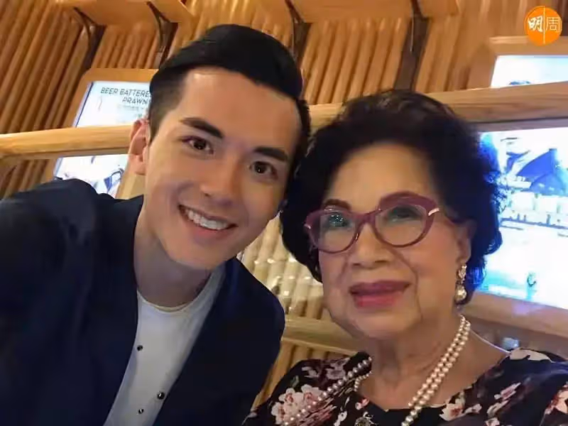 TVB星三代阮浩棕被周潤發點名表揚演技,本人受寵若驚,希望能做男一號