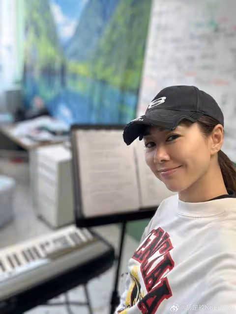 TVB視後胡定欣男友身份曝光!曾力追大台才女小花,被指帥氣多金