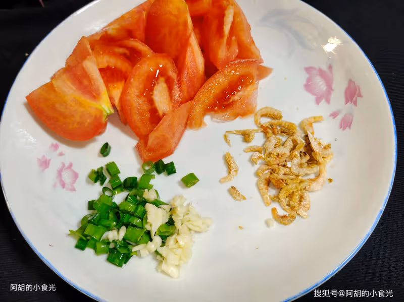 春天,雞湯魚湯不如先喝這湯!隨時煮一碗,菜嫩湯鮮、爽口不油膩,飯前一碗吃啥都香