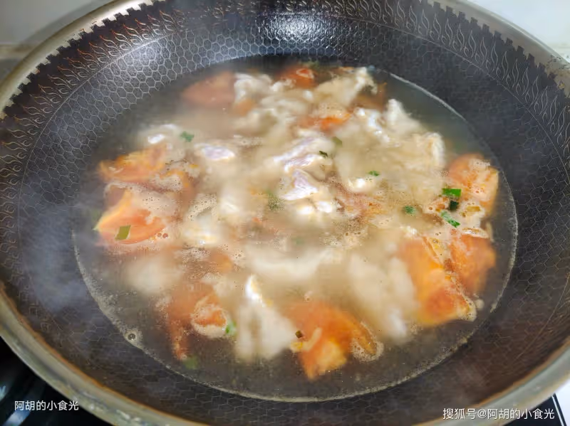 春天，雞湯魚湯不如先喝這湯！隨時煮一碗，菜嫩湯鮮、爽口不油膩，飯前一碗吃啥都香