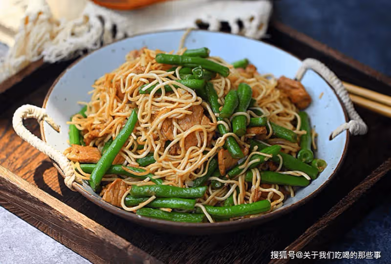 豆角燜面總是做不好?牢記「1個竅門」,麵條不粘不成坨,香味濃