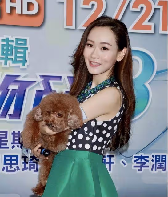 TVB港姐冠軍曬娃，12歲女兒被指撞臉全紅嬋，昔日港姐情路坎坷