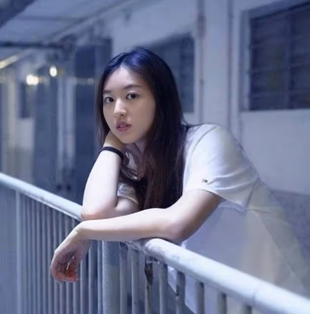 恭喜!香港知名男星突然宣布結婚,新婚妻子多次遭教會教主侵犯