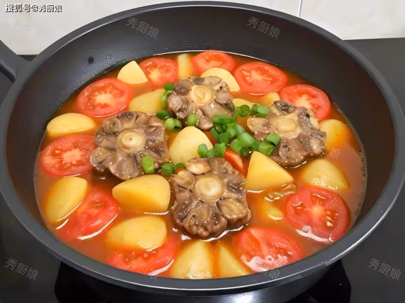 中老年要"養骨",少吃蘿蔔白菜,多喝這個湯,腿腳有勁,精神足