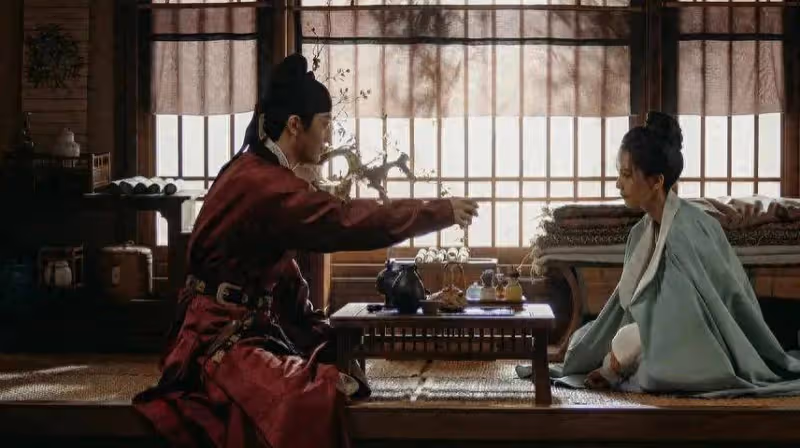 本以為是爛劇，一口氣看了17集，越看越上癮，終於有好劇追了
