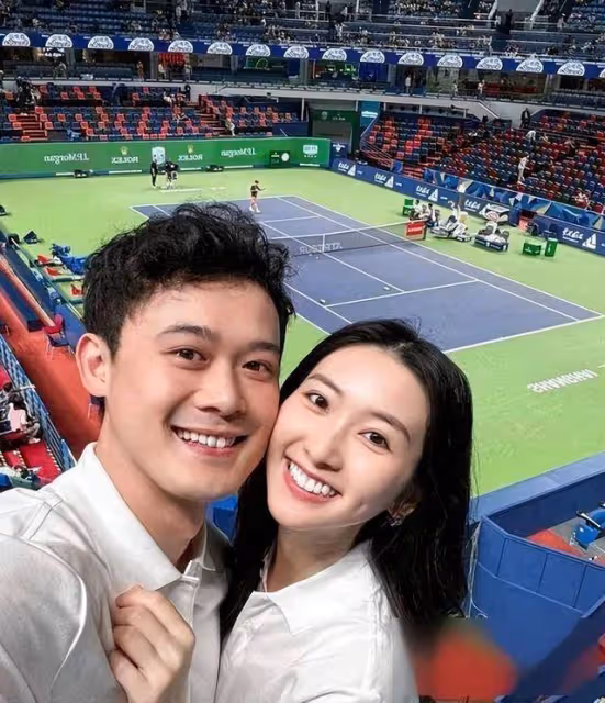 恭喜!知名港女星宣布懷孕,與TVB前小生結束六年情去年極速訂婚