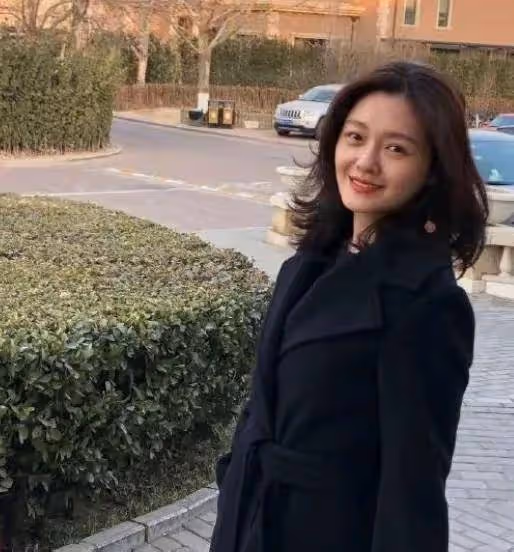 小s發文感謝大家惦念姐姐,回應好友把大s骨灰做成鑽石,常伴身邊