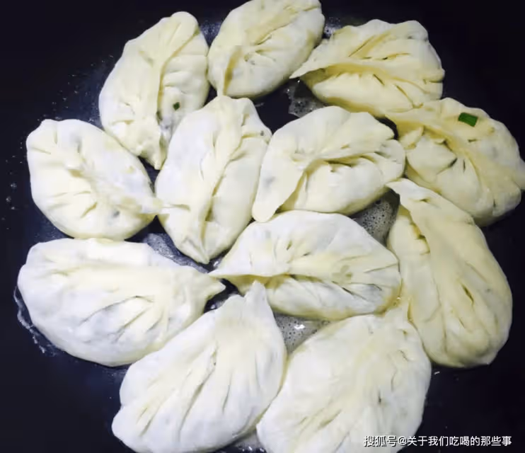 愛吃水煎包的要收藏了,教你詳細做法,出鍋脆而不硬,香而不膩
