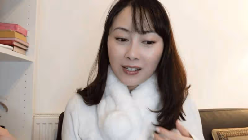前TVB三級女星移英1年半尋找伴侶！自認是二奶樣不好找男友！又決定回流香港生活