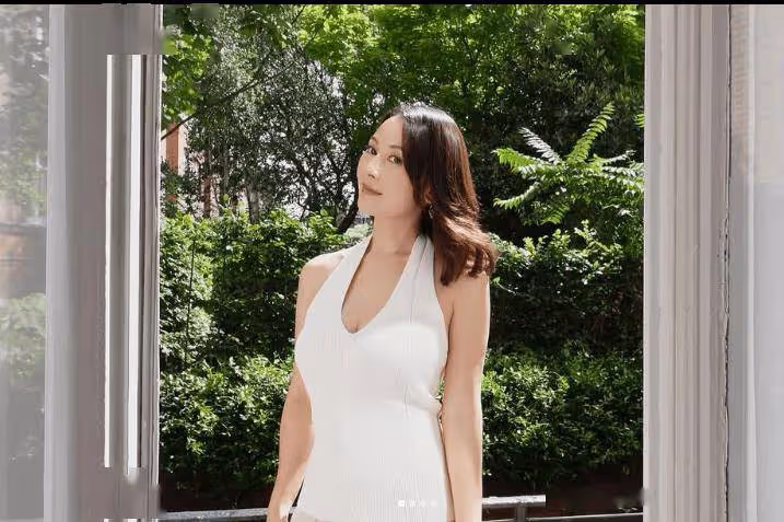 前TVB三級女星移英1年半尋找伴侶！自認是二奶樣不好找男友！又決定回流香港生活