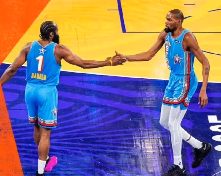 NBA全明星賽：哈登+庫裡帶隊奪冠！詹姆斯輪休，庫里勇奪MVP！