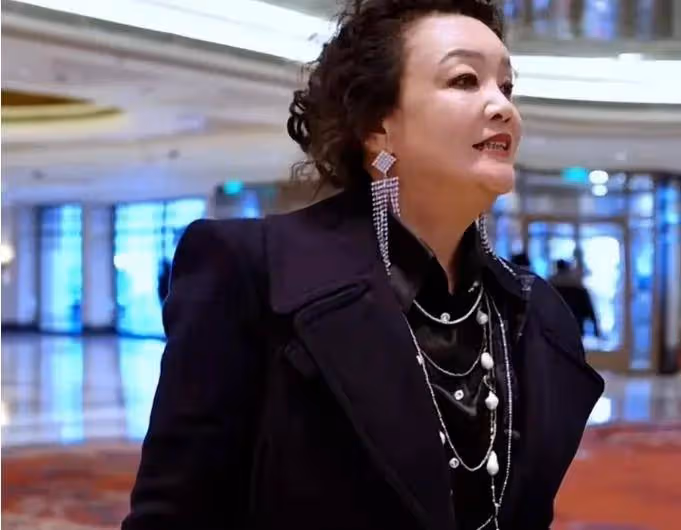 S親友看不下去說出S媽向汪小菲宣戰原因,竟是付不起天價遺產稅