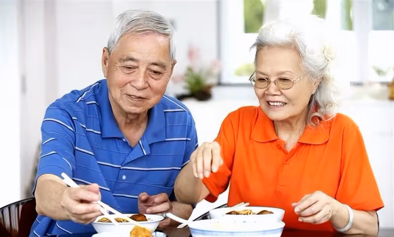 過午不食好嗎?北京協和研究發現:不吃晚飯或可改善血糖,減體重