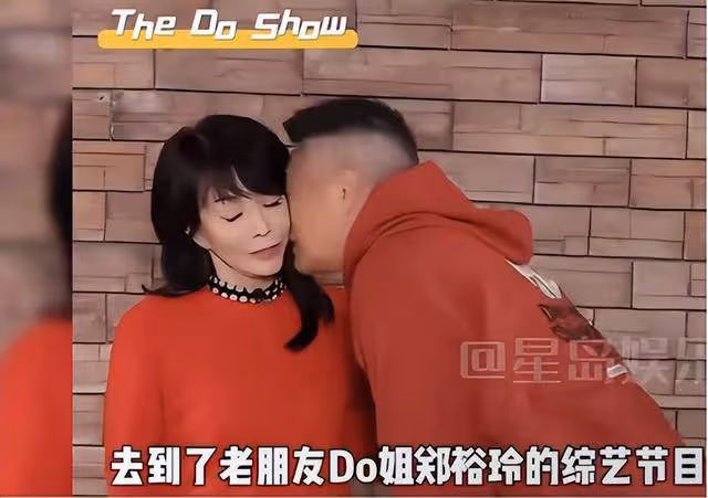 周潤發新片獲超百位藝人現身支持，採訪時親吻鄭裕玲引髮網民熱議
