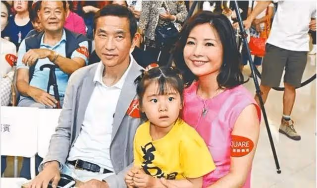 TVB「五美」罕見吐真言,自曝拍戲內幕,被稱阿姨惹爭議