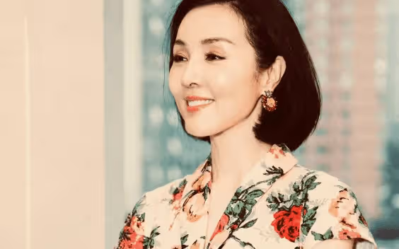 靠「脫」成名,51歲未婚,掌摑陳寶國,碾壓章子怡,姜宏波憑藉的是什麼?