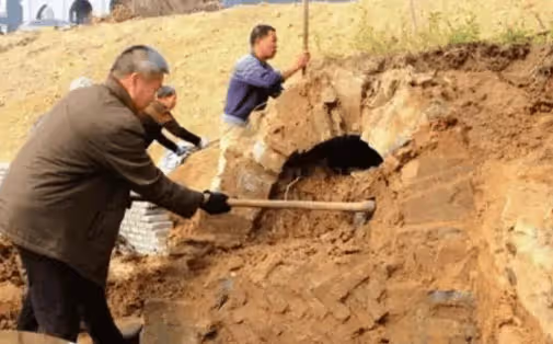 朱元璋女兒的墓被發現了，裡面住著一個活人