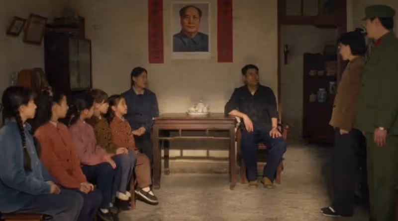 《六姊妹》:何家六姊妹,老三何家藝才是被教育最好的