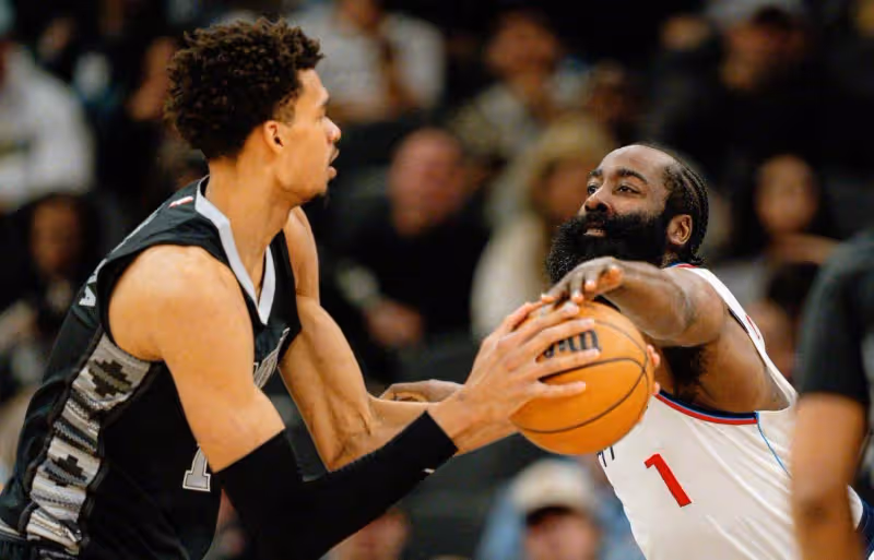 14勝0負,帶隊聯盟第一!NBA最無私的超巨,你終於看到總冠軍希望