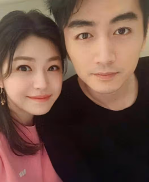 曝陳曉離婚原因！疑陳妍希婚內出軌，照片曝光，更多證據被扒