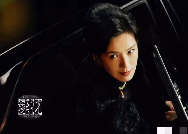 「尺度女王」林熙蕾學生照曝光,模樣驚呆網友,嫁富商被寵成公主