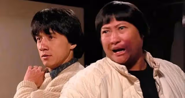 巨星洪金寶坐輪椅出席活動氣色不俗,一生低開高走,如今人生圓滿