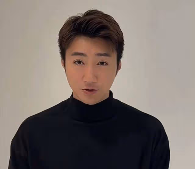 香港知名男星低調結婚,財產工資全部上交,做餐飲虧損超百萬