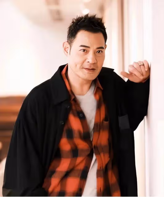 黃智賢與TVB未簽經理人合約，自曝曾遭監製冷眼，與妻子一直丁克