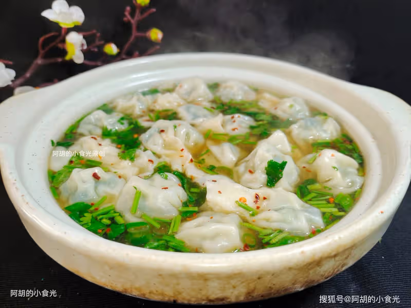 薺菜、韭菜靠邊站!春天太適合吃這菜,調餡時加一把,清香不膩、滿口新鮮,吃出春天好味道