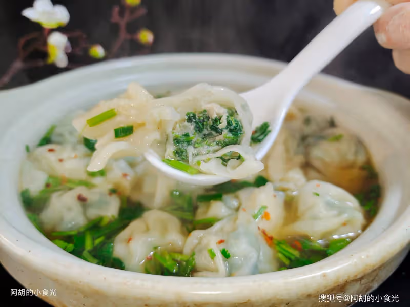 薺菜、韭菜靠邊站!春天太適合吃這菜,調餡時加一把,清香不膩、滿口新鮮,吃出春天好味道