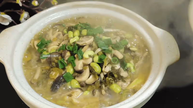 春天太適合吃這菜了,一口18種胺基酸!熱乎乎一鍋出,食材豐富、滿口鮮香滑嫩,上桌全家都愛