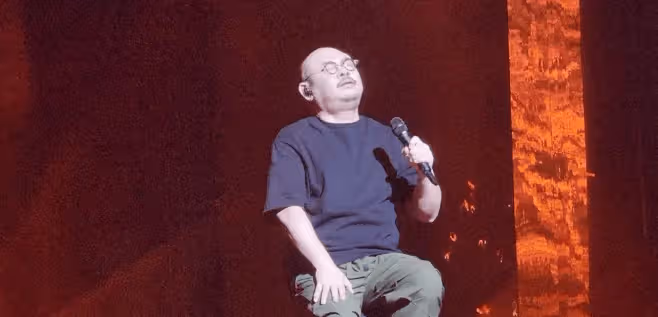 刀郎前妻:為和富商私奔丟下40天女兒,丈夫再婚成名後,主動上門