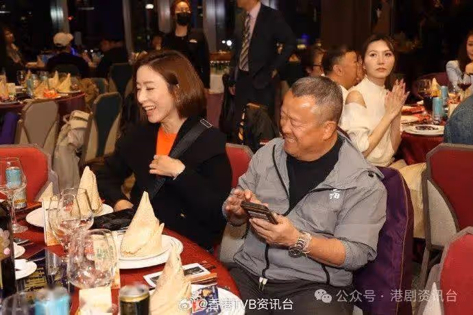 曾志偉現身春茗撐總監製!戲言對方開拍多劇集「搶人才」令TVB演員真空