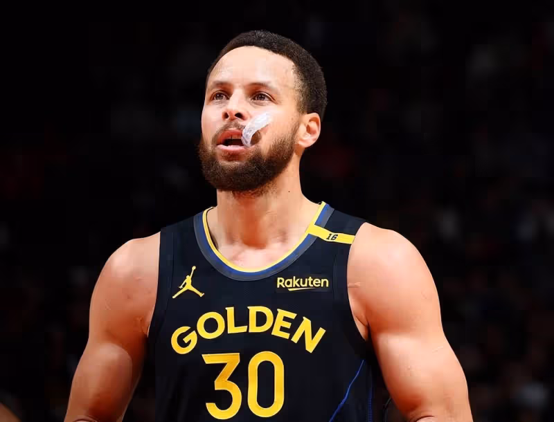 37分+34分+38分！聯盟第1！庫里刷爆NBA紀錄，巴特勒太香了