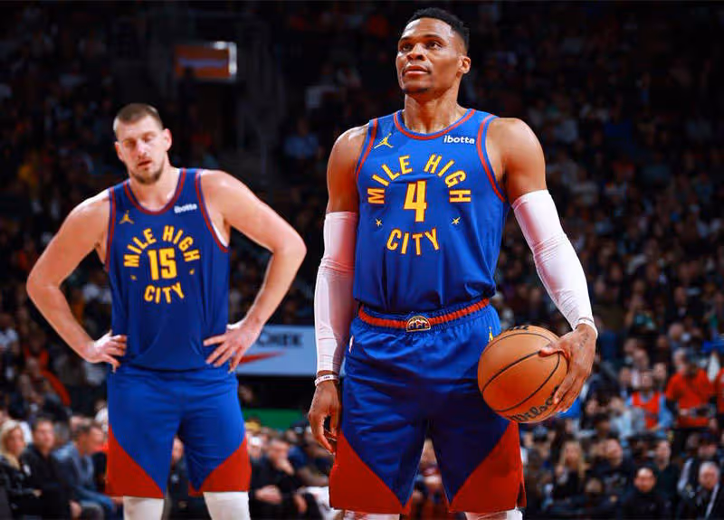 35分22板17助!NBA歷史首人,這就是他能簽5年4.04億頂薪的原因
