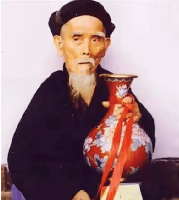 中國長壽之王,一生未婚無兒無女,活到133歲,生前愛好不太健康