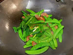 臘腸荷蘭豆