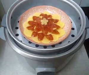 臘腸蒸土豆（附擺盤法）