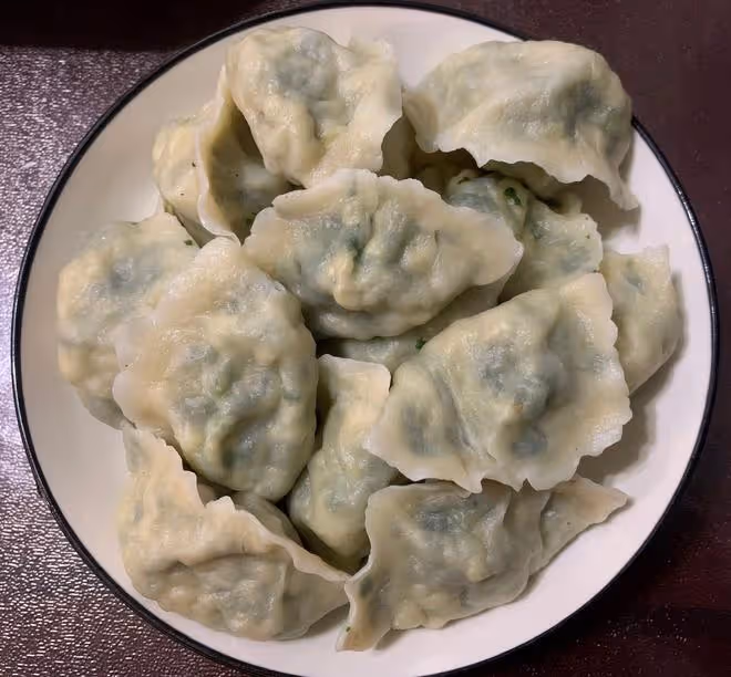 肚圓皮薄、味兒鮮的薺菜豆腐素餃子