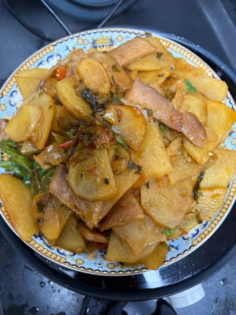 臘肉炒土豆