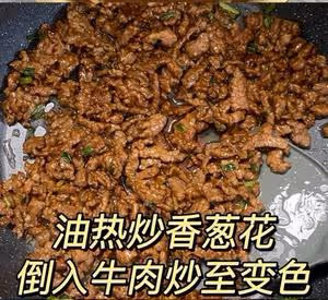 土豆燉牛肉之飯掃光，這樣做也太香了吧，還沒出鍋已是濃香四溢了