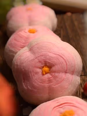 詳圖·雙色桃花酥〔中式茶點〕