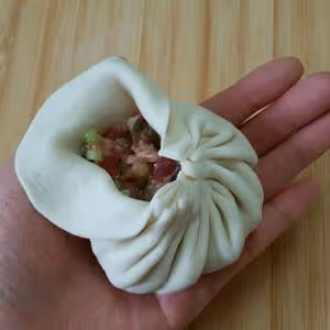 豬肉芹菜餡餅