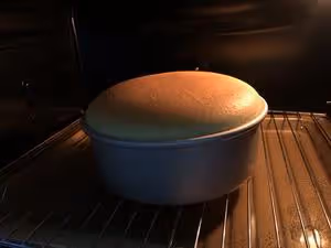 8寸輕乳酪蛋糕不開裂不縮腰