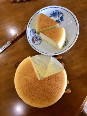 8寸輕乳酪蛋糕不開裂不縮腰