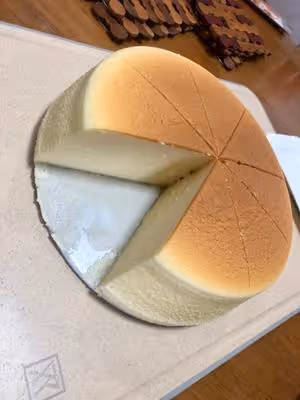 8寸輕乳酪蛋糕不開裂不縮腰