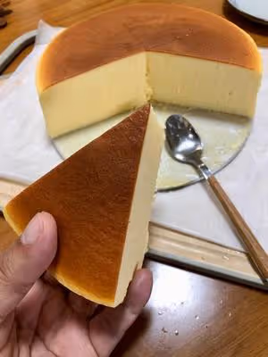 8寸輕乳酪蛋糕不開裂不縮腰