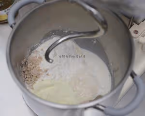 復刻一下最近很火的藍莓椰絲麵包~~