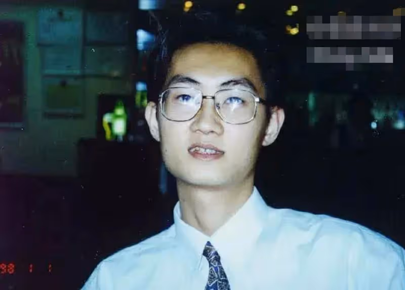 20年騰訊網易發家史：匠心發家卻陷泥潭，模仿開局竟靠品質逆襲