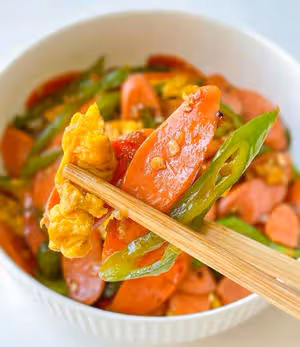 雞蛋火腿炒青椒